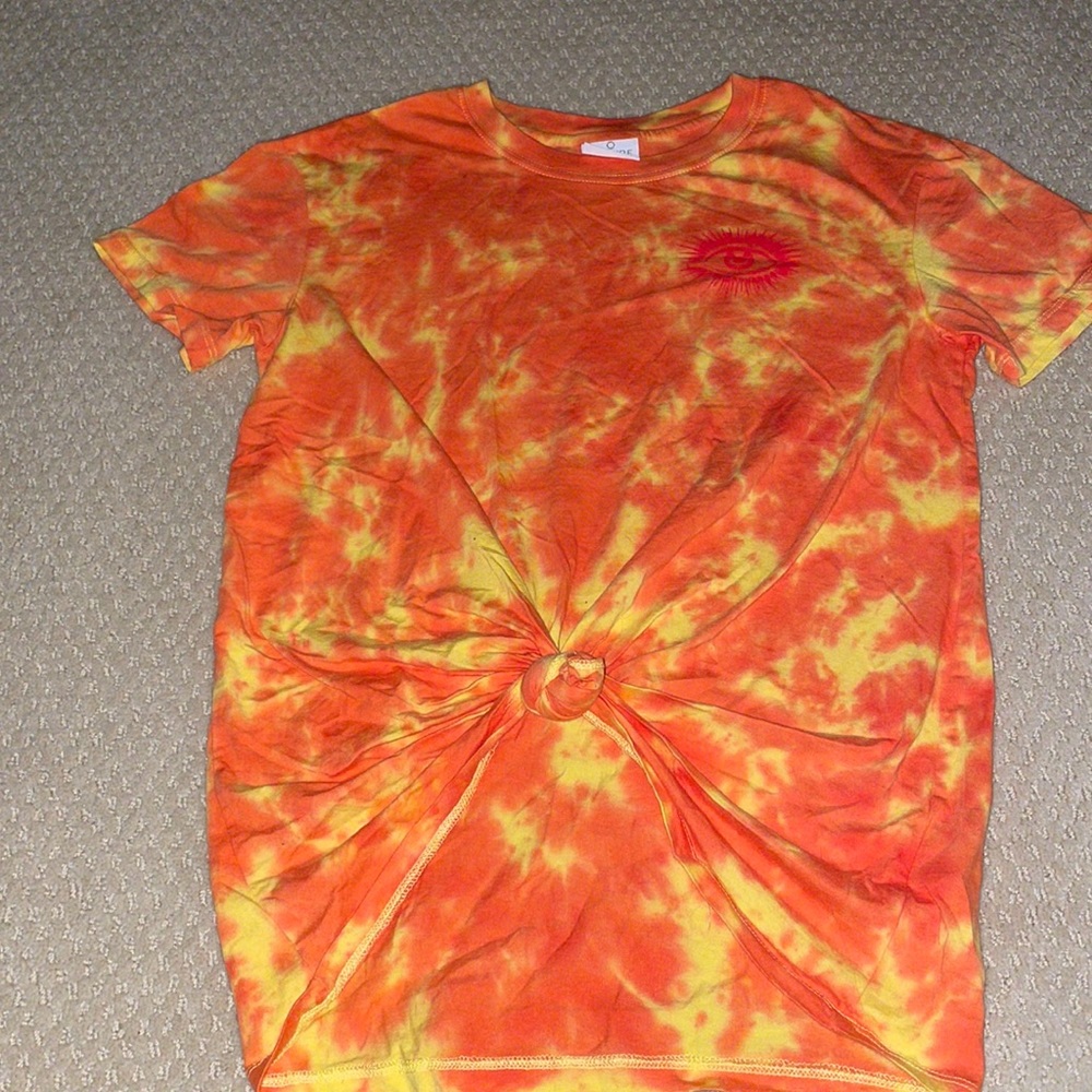 Empire T-shirt with tie crop